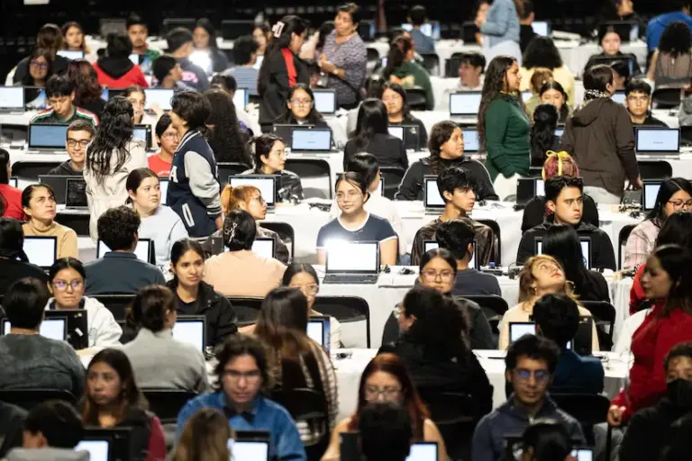 UNAM tests its applicants again: "Don't say I cheated"