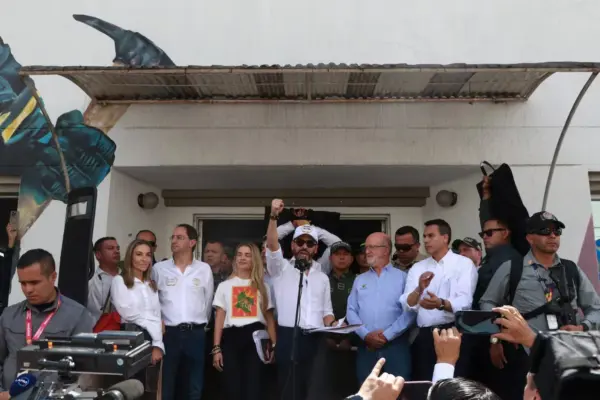 Abelardo de la Espriella rejects offers from international rescuers on the instructions of a Gustavo Petro official