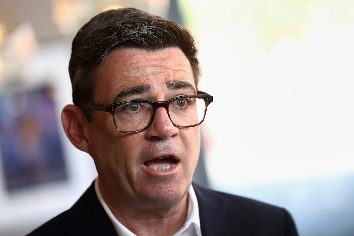 Burnham intervenes to prevent the early release of two convicts for the death of a police officer