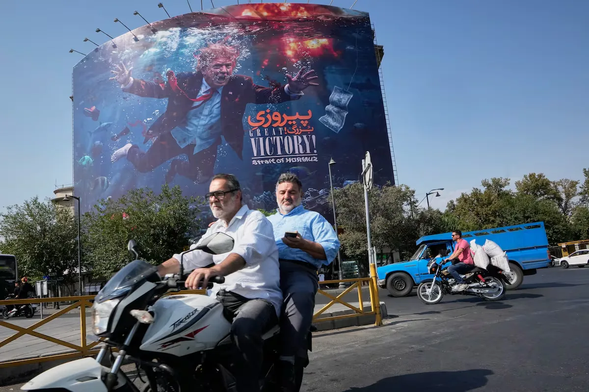 United States gives an ultimatum to any country "crazy enough" to continue negotiating with Iran