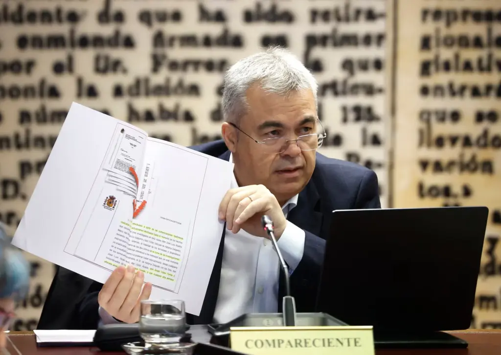 The UCO and the prosecutors of the ‘Leire Díez case’ follow the money trail