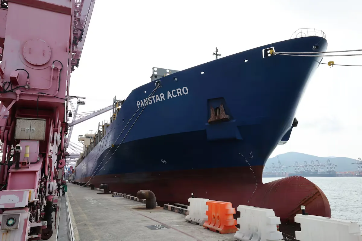 The new Arctic route redraws the maps of economy and geopolitics
