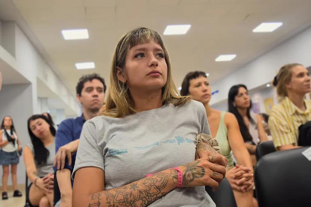 House arrest in Argentina under Milei: between state neglect and a network that saves women