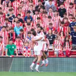Athletic awakens all its ghosts and falls in a rough match against Sevilla