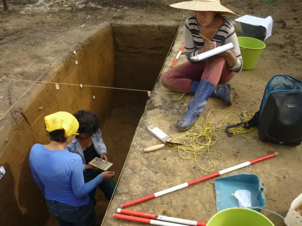 A millenary hydraulic work, the footprint of a pre-Hispanic civilization that tamed water without kings or chiefs