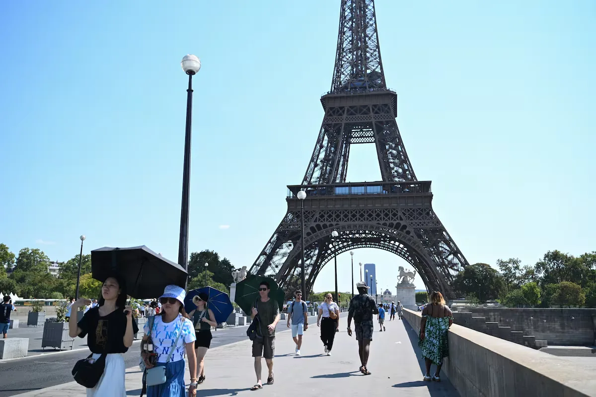France records 7,300 additional deaths during heat waves since May