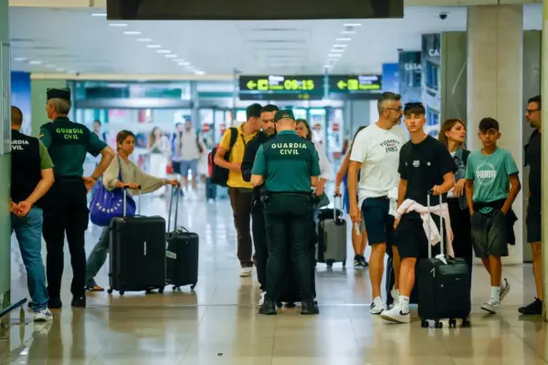 First day of control for travelers coming from Italy: the police request documentation from only 5% or 10% of the passengers
