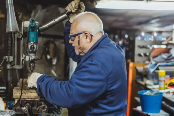 Retirees can return to work as self-employed from this Friday and keep part of their pension