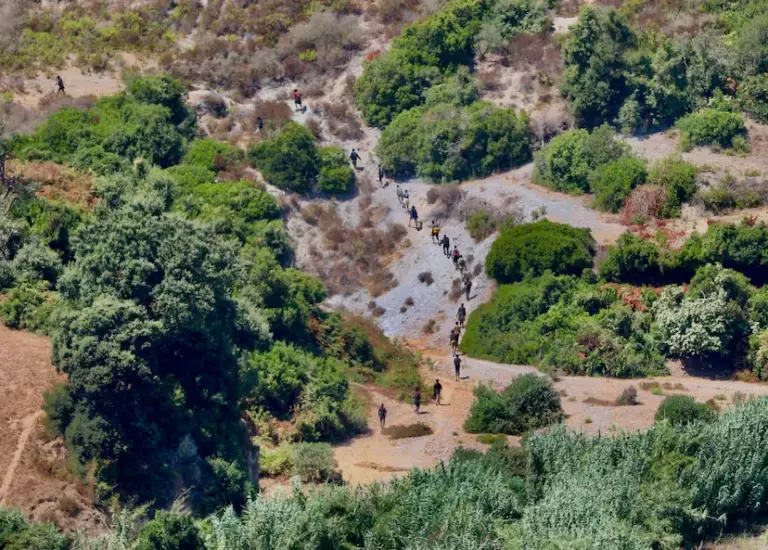 Morocco thwarts the attempt of hundreds of sub-Saharan migrants to reach Ceuta