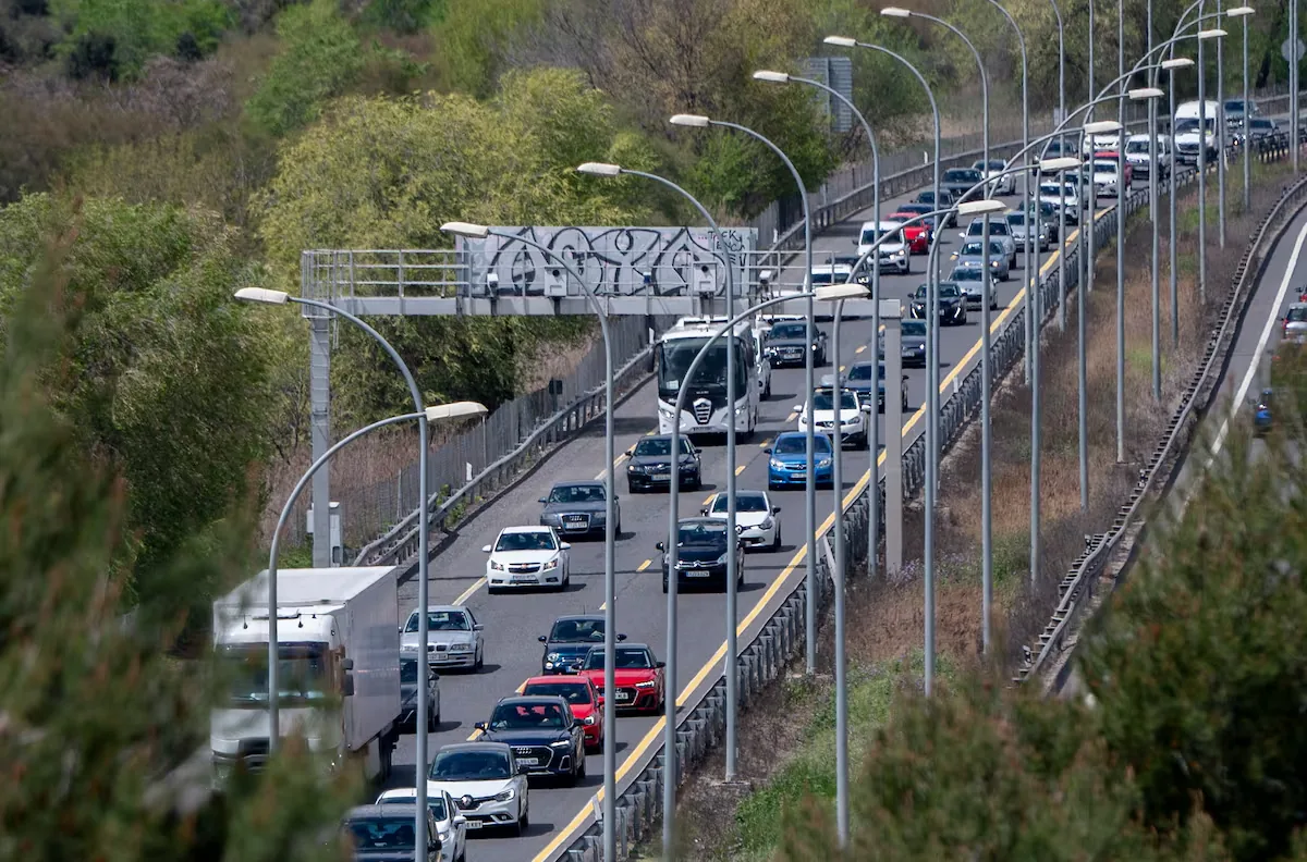 The DGT issues a warning for the eclipse: 1.5 million trips and no stopping on the shoulder