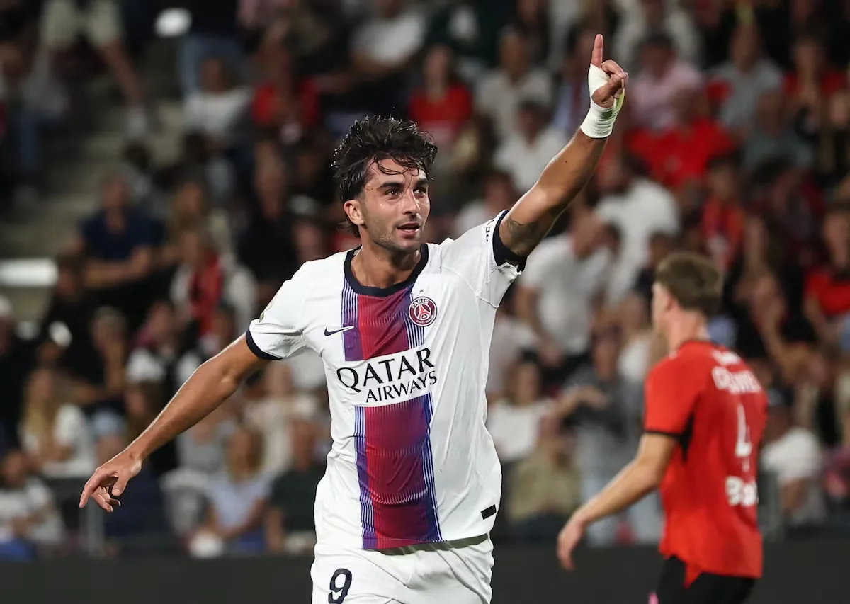 Ferran debuts the PSG 'nine' with a double and saves the European Champion's league start