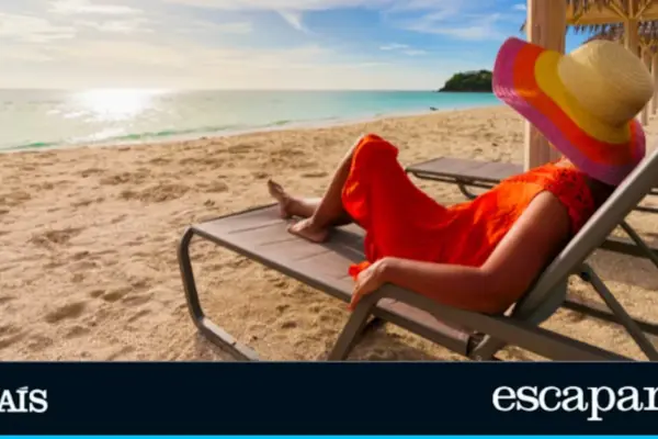 It looks like a normal lounger, but its zero gravity design completely changes the way you rest
