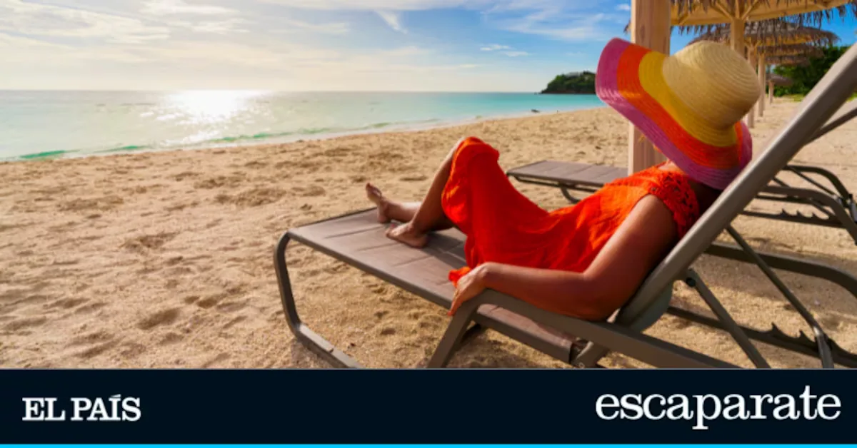 It looks like a normal lounger, but its zero gravity design completely changes the way you rest