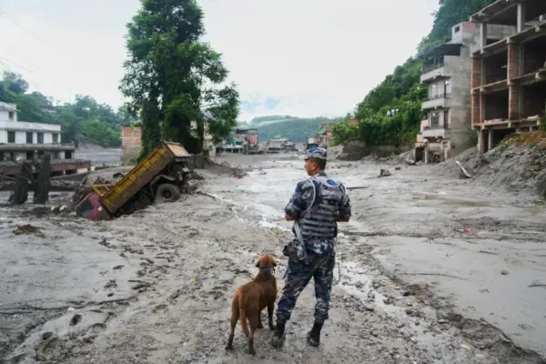 The collapse of a glacier and a gigantic flood: what we know about the tragedy in Nepal and what remains to be clarified