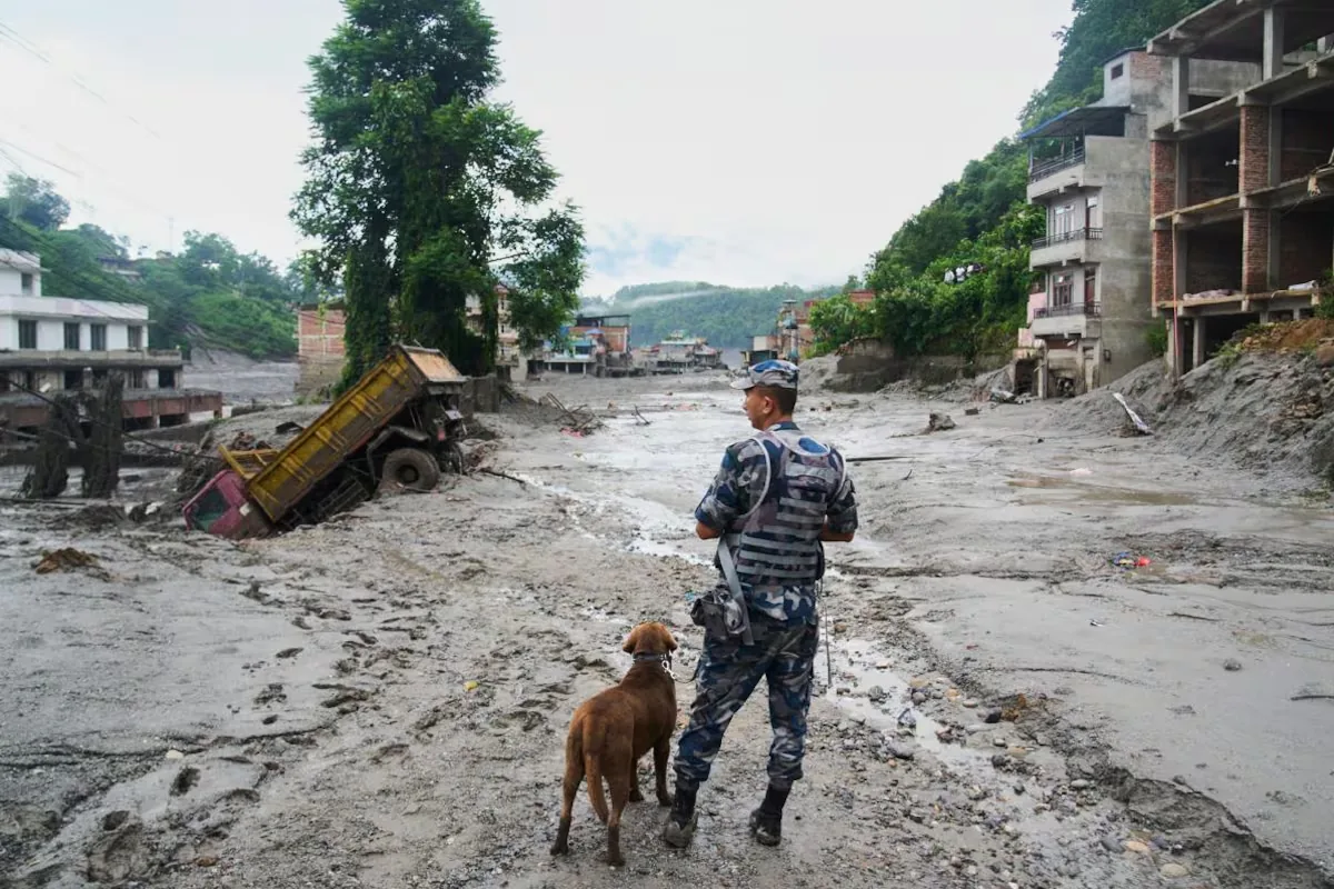 The collapse of a glacier and a gigantic flood: what we know about the tragedy in Nepal and what remains to be clarified