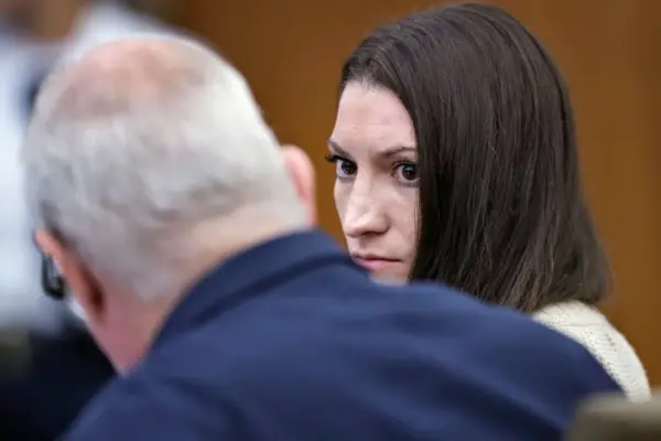 The trial of Lindsay Clancy nears its end: prosecution and defense psychologists clash over what led the mother to kill her children