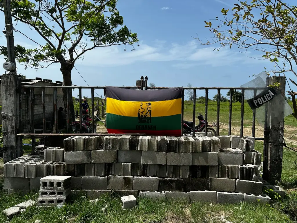 The resistance of the Garifunas to preserve their territory: “They will not take us out of our paradise”