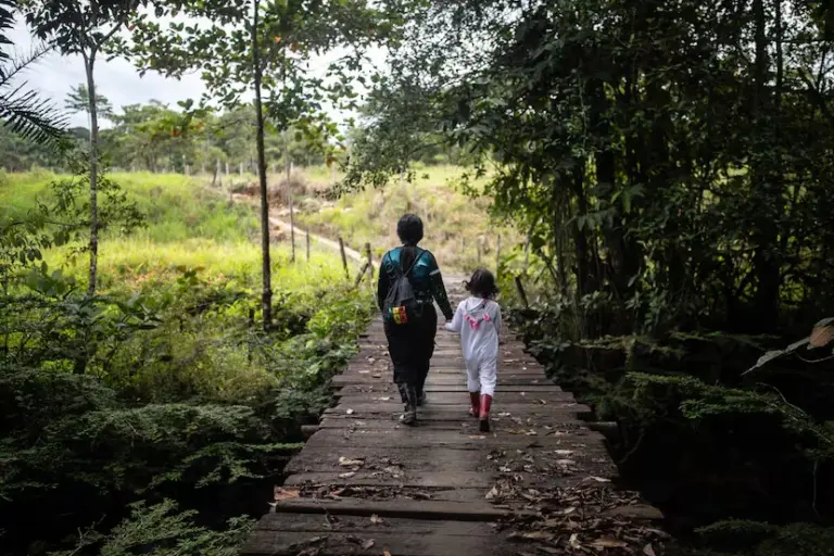 Between the jungle and the oil: the Amazonian municipality to which Colombia owes an energy transition