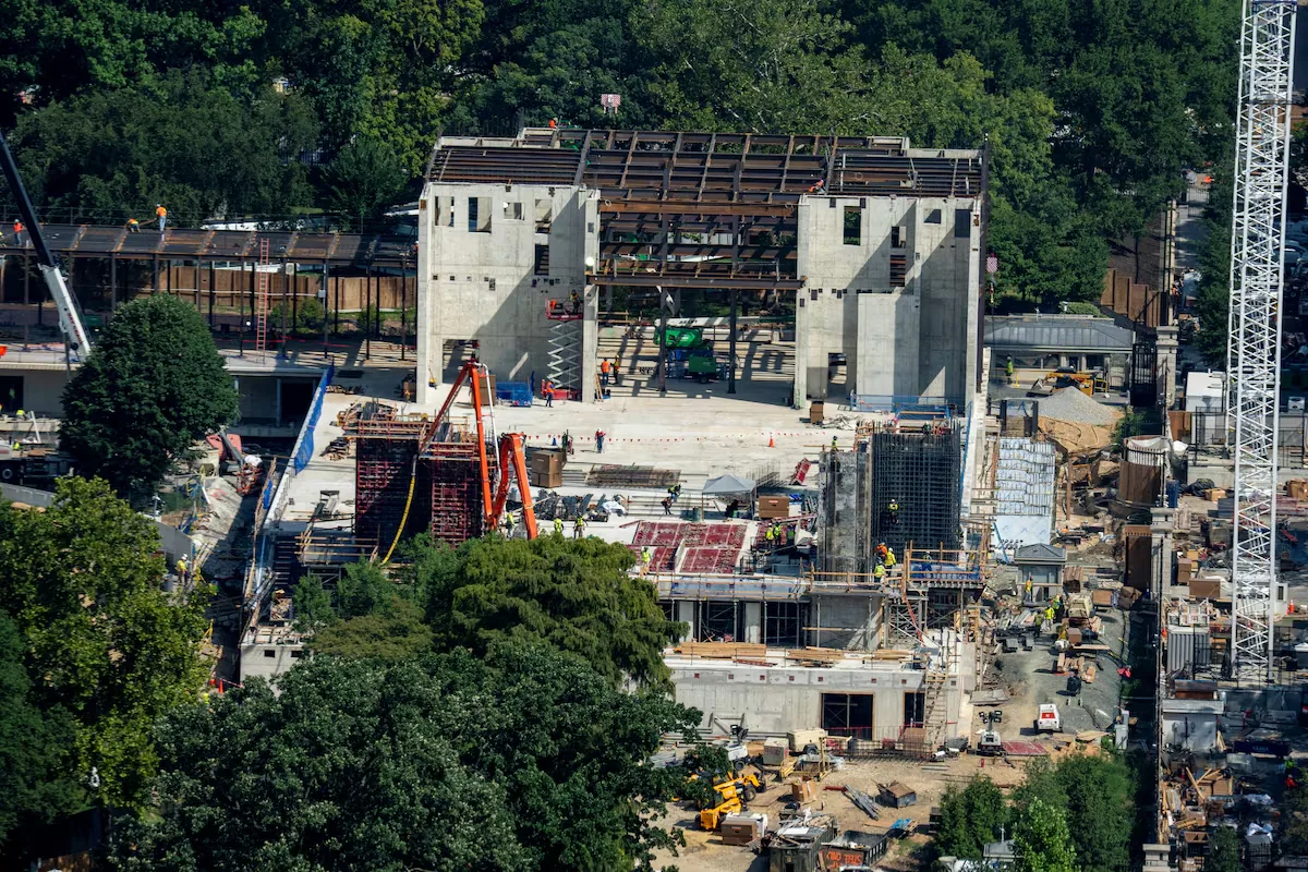 The Supreme Court definitively authorizes the construction of Trump's ballroom at the White House