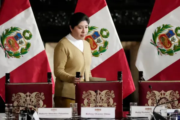 The reconciliation of Mexico and Peru: end to four years of high tension and Fujimori's first internal clash