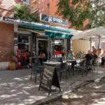A man dies stabbed during a fight on the terrace of a bar in Valencia