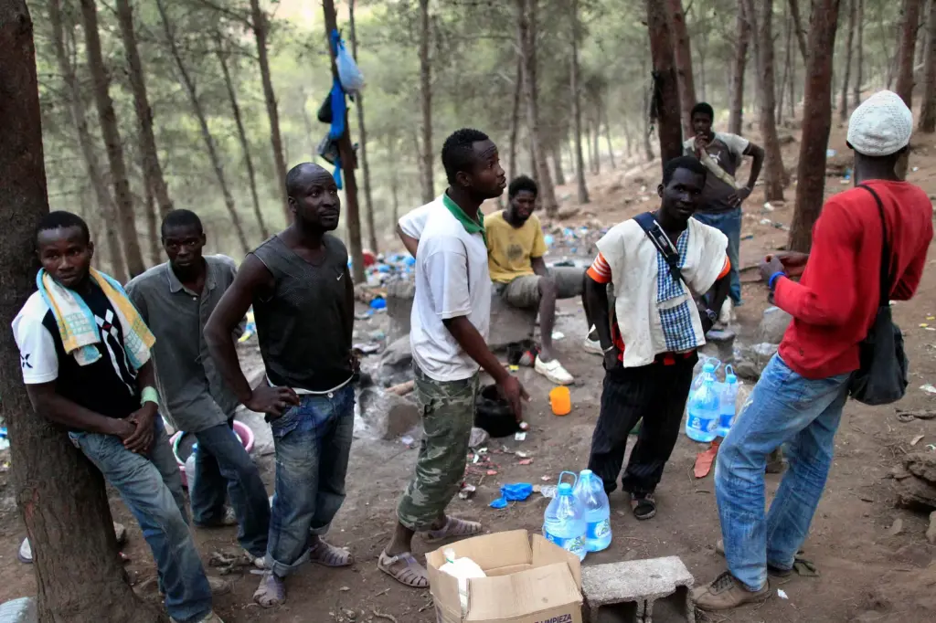 Morocco displays its maximum strength as guardian of the Ceuta border