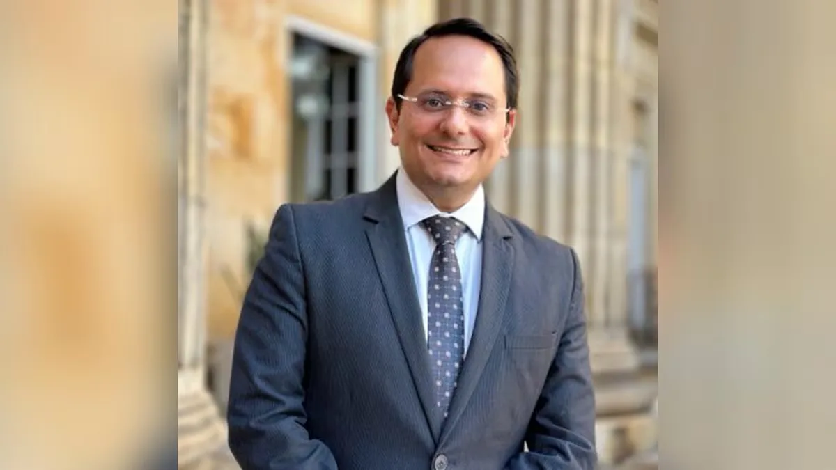 The Government of De la Espriella appoints a critic of the Peace Agreement and denier of the armed conflict to the Memory Center