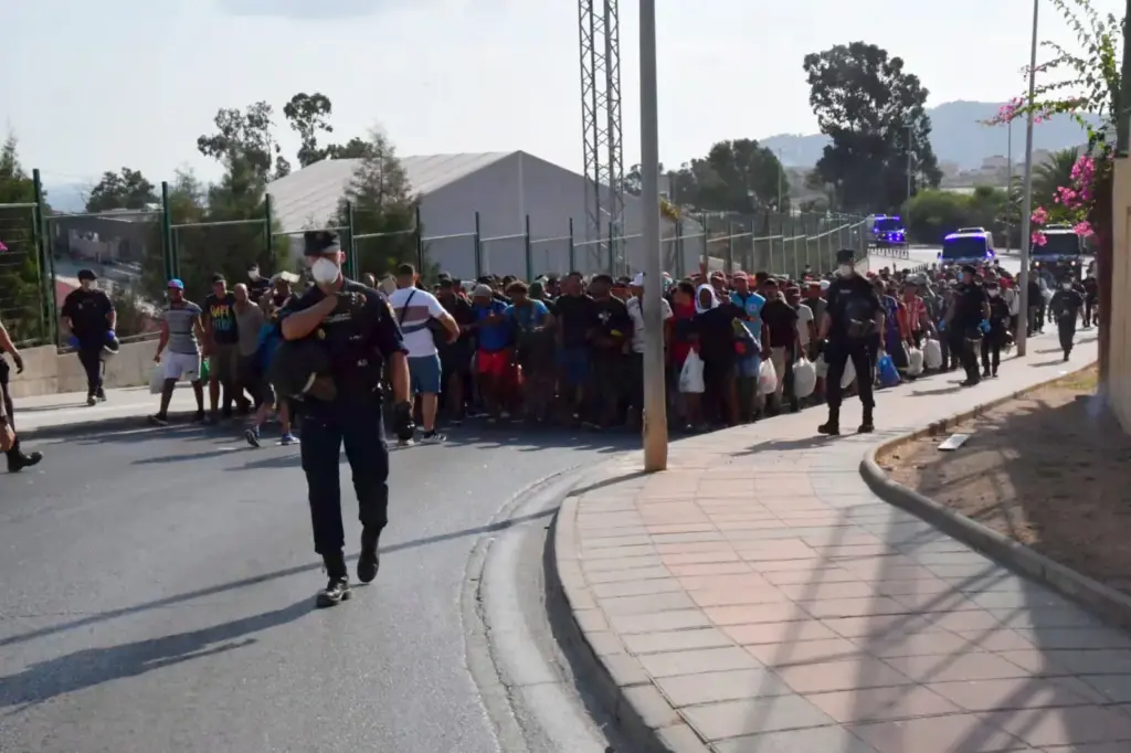 The great eviction of El Trampolín beach: “It’s not to go to Morocco, it’s a good jaima”