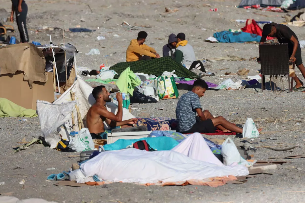 Latest news on immigrant entry to Ceuta, live | Feijóo urges Sánchez to decree lockdown in Ceuta due to “health risk” of scabies and tuberculosis