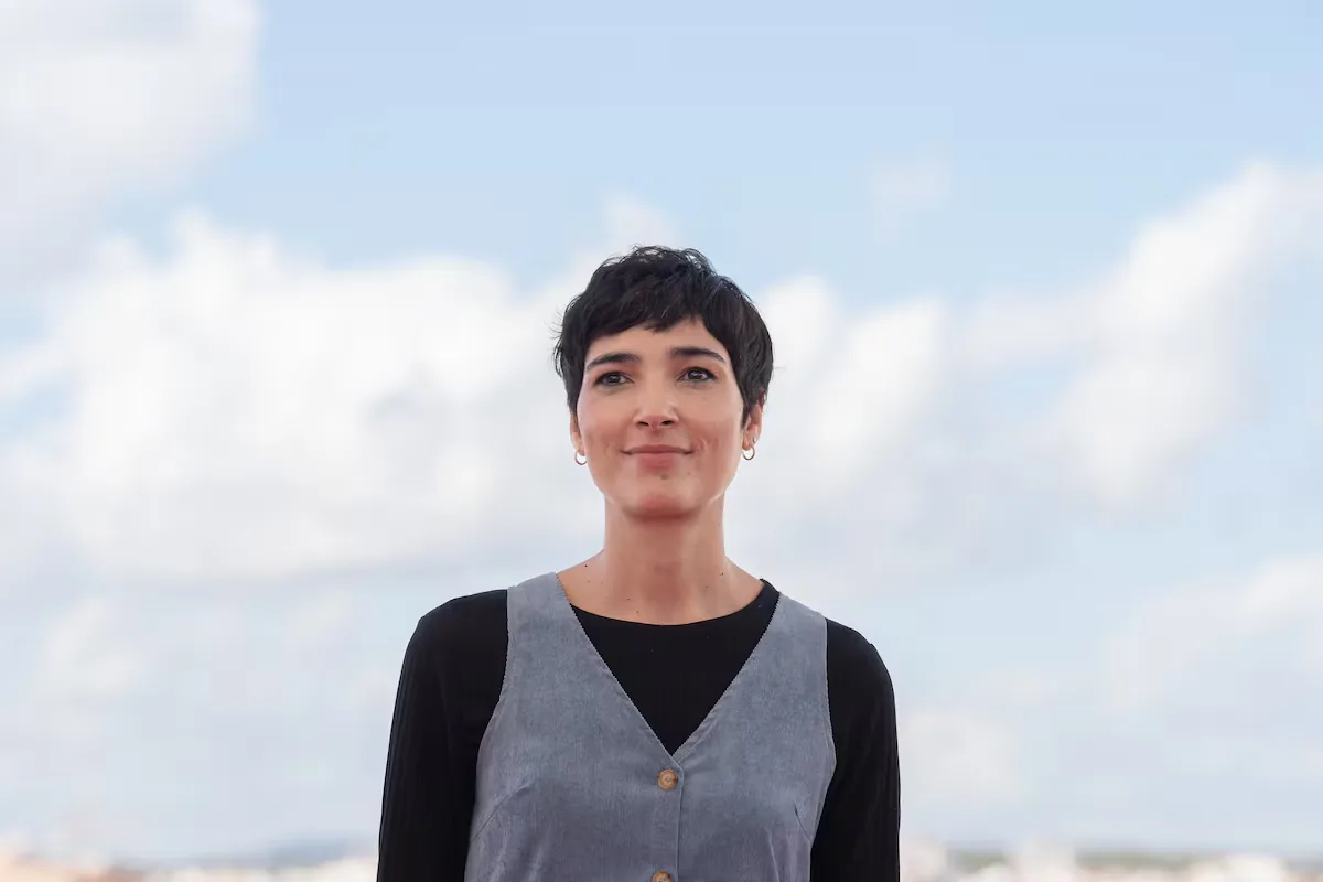 Isabel Peña, co-writer of ‘El ser querido’: “Writing is making mistakes and doubting. I am a doubt with legs”