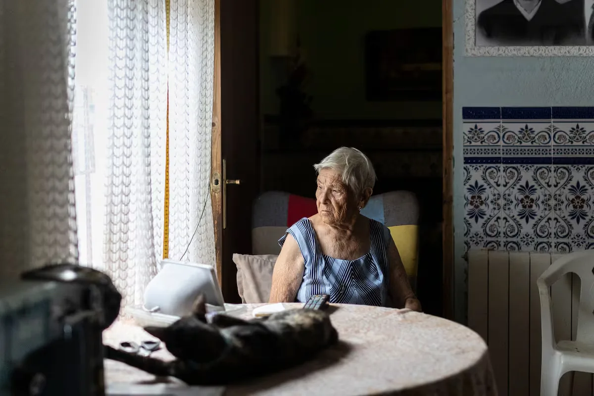 Angelita, evicted by the fire in Torre Baró: “I built my house. If it burns down, I die”