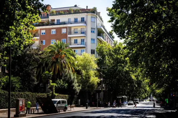 The Ayuso Government puts the Chamberí penthouse up for sale for 6.7 million, almost 400,000 more than it paid
