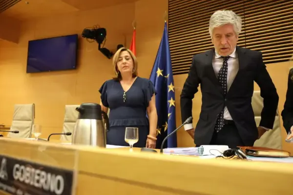 Marlaska avoids self-criticism and accuses PP and Vox of “inciting hatred” in Ceuta