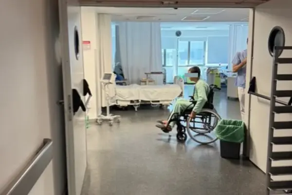 Two foreign patients trapped in Emergency. "This is the national priority applied to a hospital"