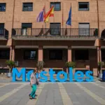 The City Council of Móstoles budgets almost one million euros for four years of catering with sushi and ham with slicer
