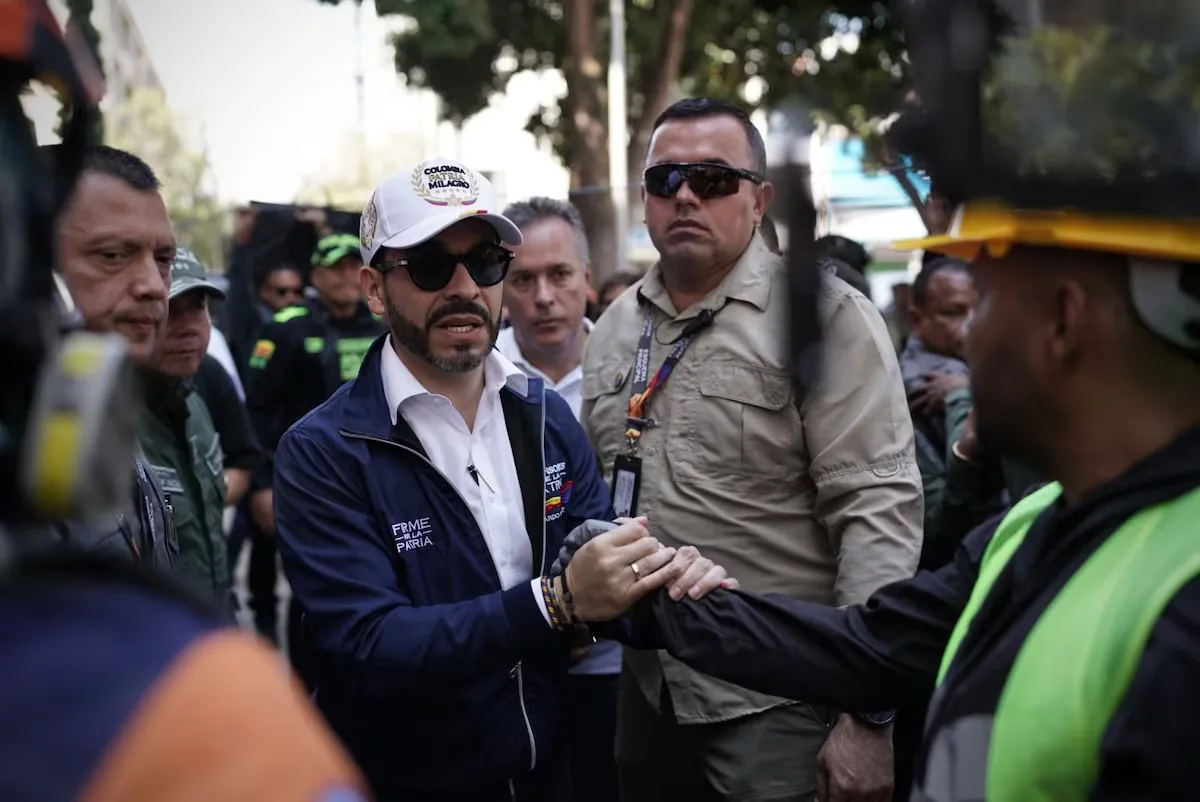 De la Espriella asume el costo de la falta de empalme: enfrenta el terremoto sin director propio en la gestión de desastres