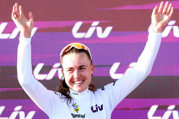 Paula Blasi achieves freedom in the UAE and flies splendidly in the Tour de France time trial