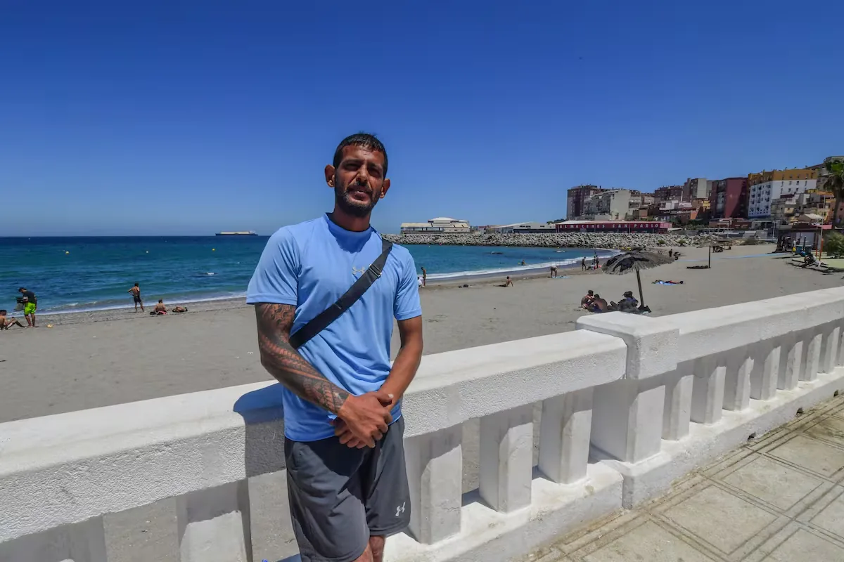 The asylum that does not arrive in Ceuta: “I am Palestinian, I swam across and they don’t tell me anything about my application”