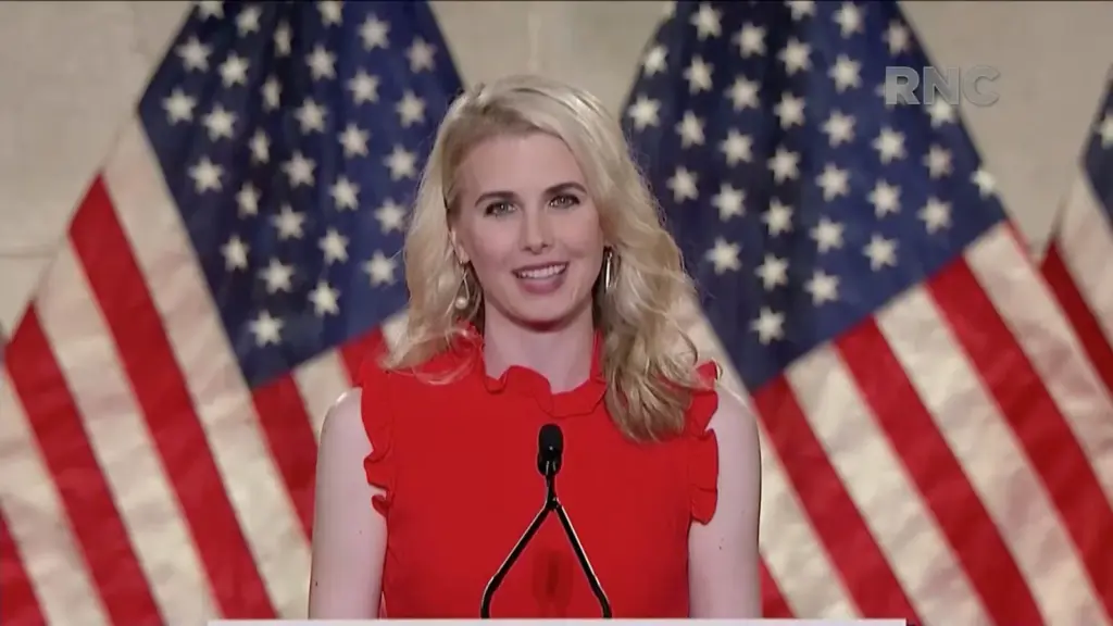 La Casa Blanca se abalanza contra un senador demócrata por hablar de Natalie Harp, la “impresora humana” de Trump