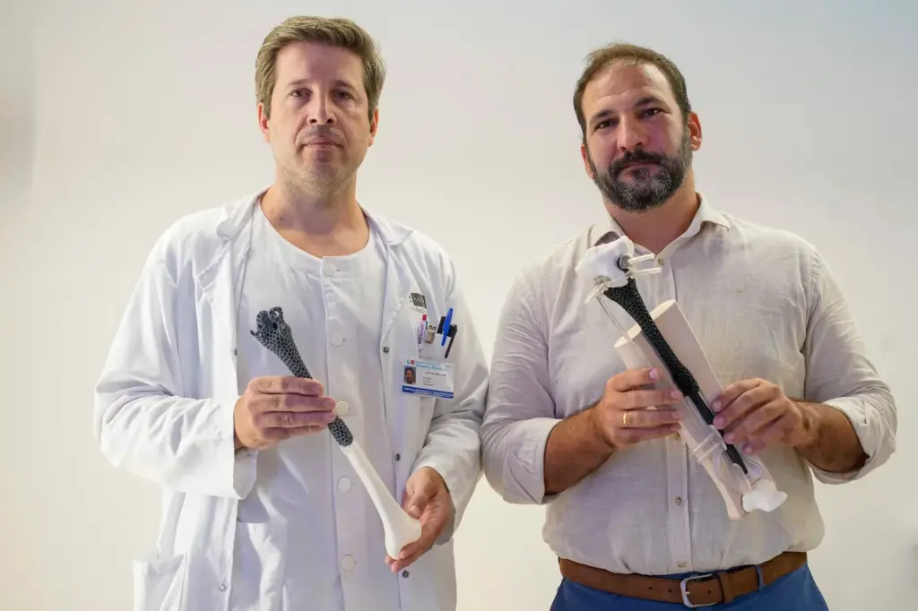 First bone metamaterial implanted