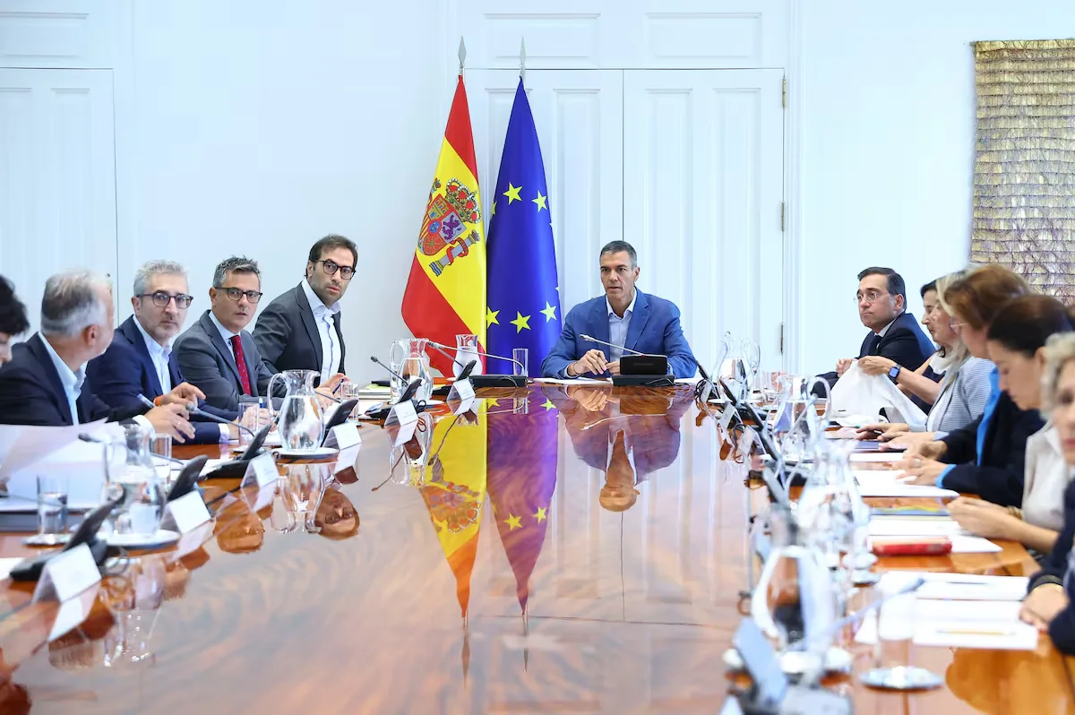 Sánchez allocates another 165 million to recover Ceuta and quell a crisis that disrupts the new school year