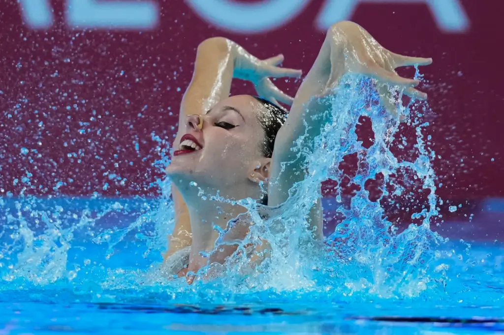 Iris Tió, synchronized artistic swimmer: “It makes me happy to see that I reach people's souls”