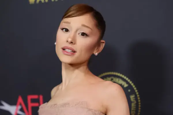 Ariana Grande will step away from the “public attention” after her tour due to the “constant scrutiny” over her physique