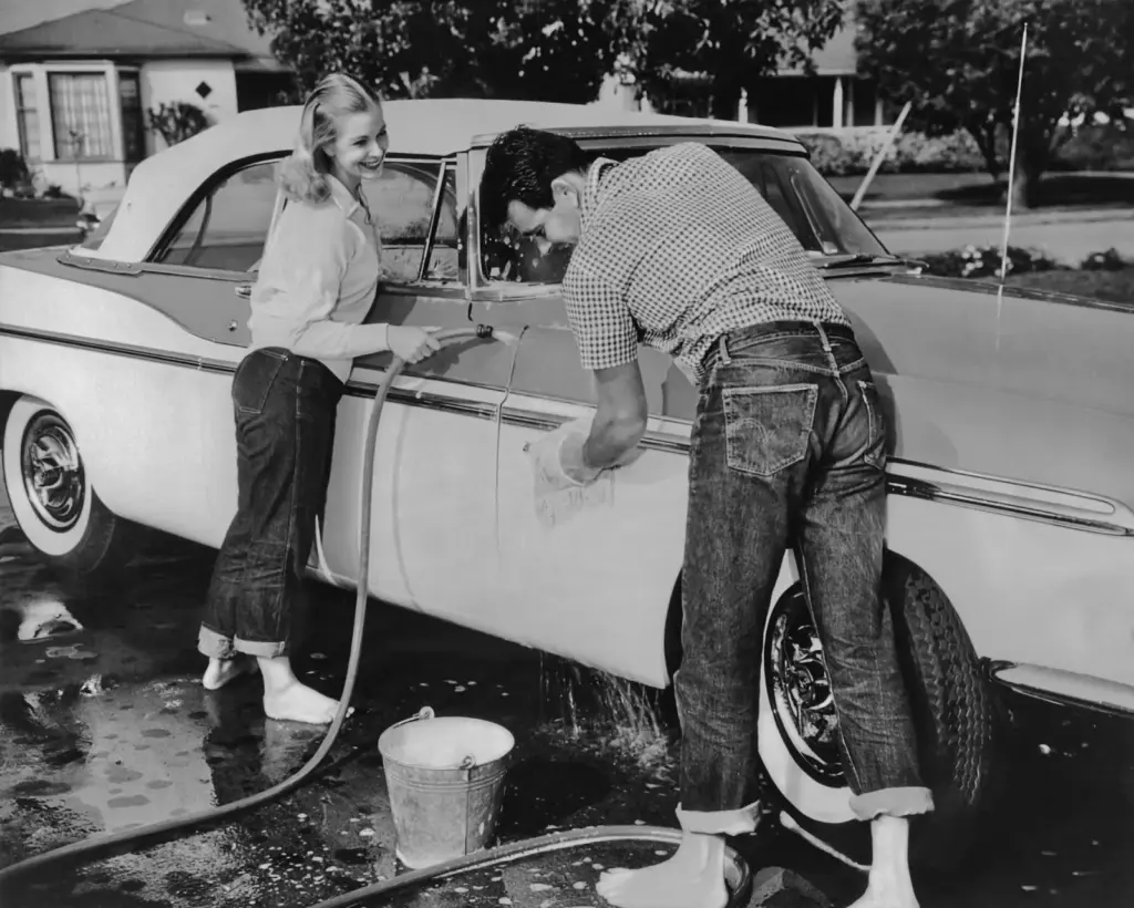 ‘Jeans’ at 40 degrees: how can a man keep wearing jeans in the middle of a heat wave?