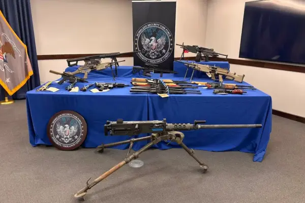 United States dismantles an arms smuggling network between Arizona and Mexico