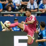 Mbappé returns and ignites Madrid in the victory against Schalke