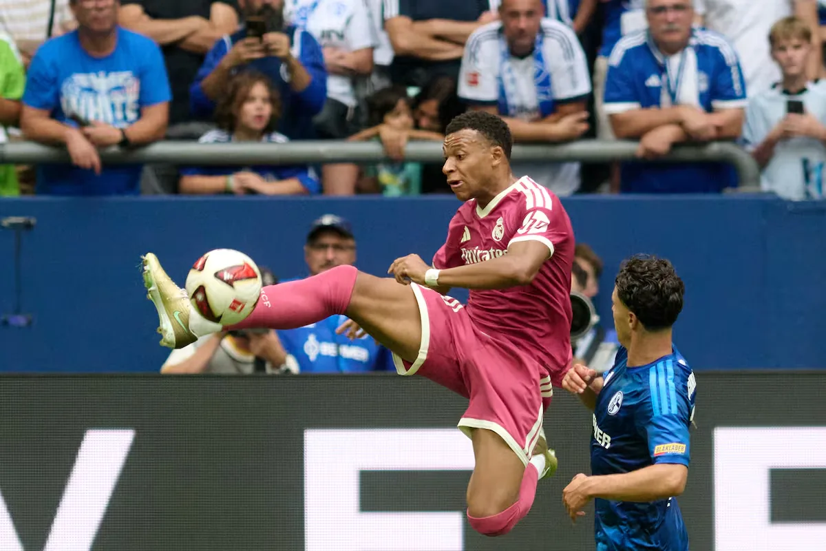 Mbappé returns and ignites Madrid in the victory against Schalke