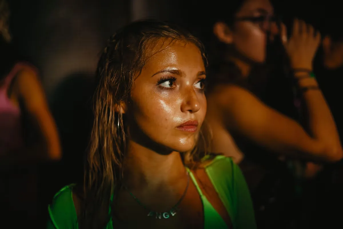 From Marx's 'the rich don't sweat' to Instagram's 'clean girls': sweat as a marker of class and biopolitical control