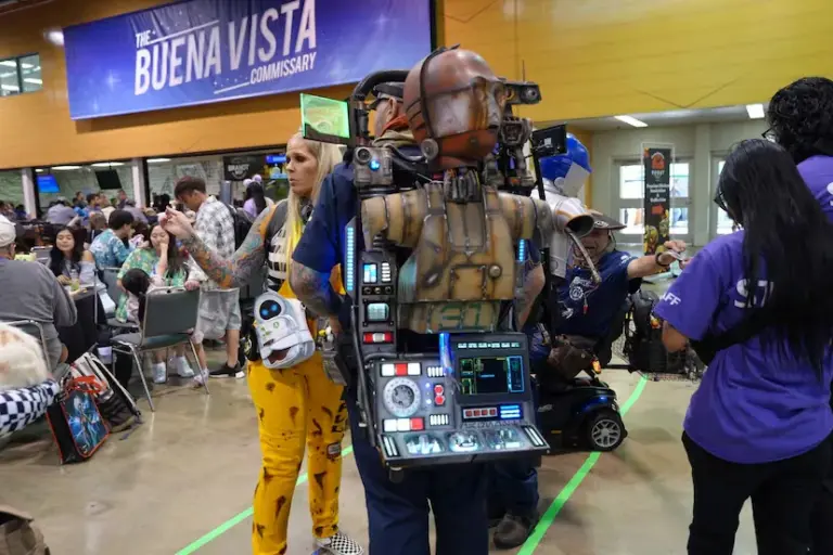 When 100,000 adults dress as Disney princesses: D23 showers Southern California with millions
