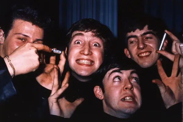 ‘Anfetas’ para trabajar, saludos nazis y un compañero muerto: así fue el “Erasmus” de los Beatles en Hamburgo